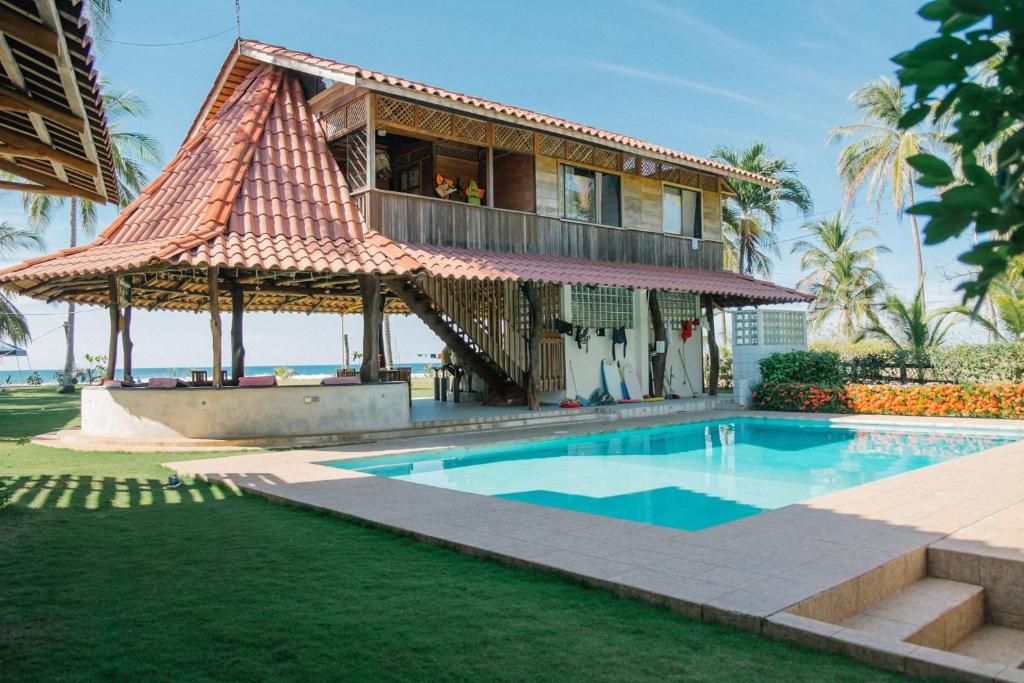 Photo of Totobe Resort in Jabilla, Costa Rica