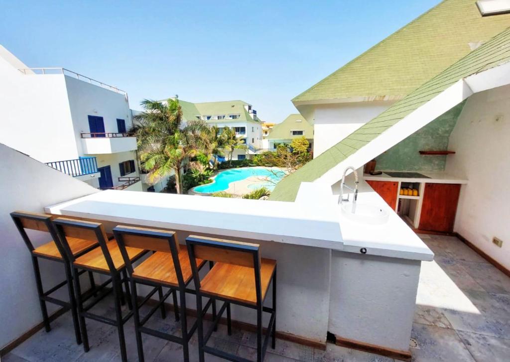 Photo of Penthouse with rooftopbar, Fiber WiFi, next to the beach! in Sal, Cape Verde