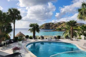 Photo #6 of Blue Emerald Beachfront Blessing in Willemstad, Curacao
