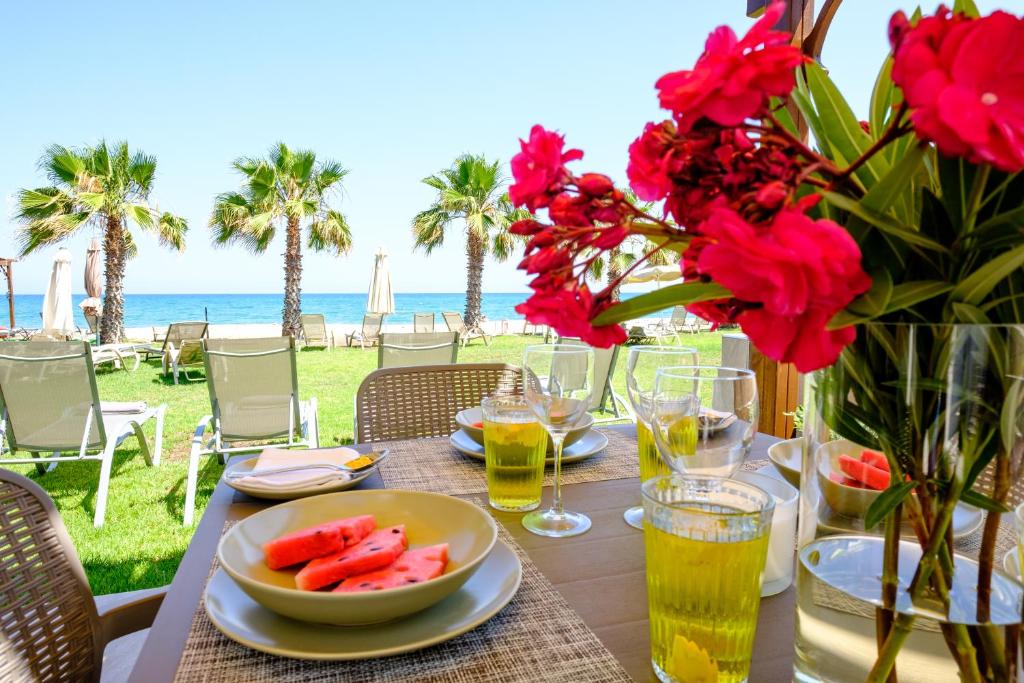 Photo #1 of Pebble Beach Apartment in Larnaka, Cyprus