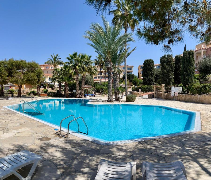 Photo of Ocean Sunset Apartment in Baf, Cyprus
