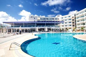 Photo #5 of Odessa Beach Hotel in Paralimni, Cyprus