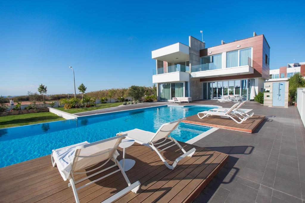 Photo of Vivo Mare 3 Bedroom Villas in Ayia Napa, Cyprus