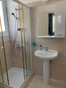 Photo #5 of Seafront 3 bedroom villa Medea with private pool and garden. in Peyia, Cyprus