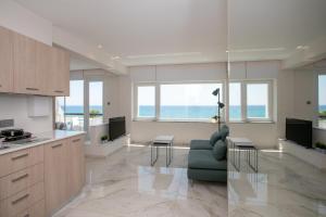 Photo #4 of Les Palmiers Sunorama Beach Apartments in Larnaka, Cyprus