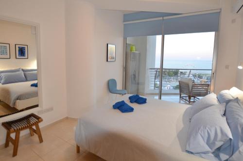 Photo #2 of Awesome Sea & Marina View City Center 1 Bdr Flat in Larnaca, Cyprus