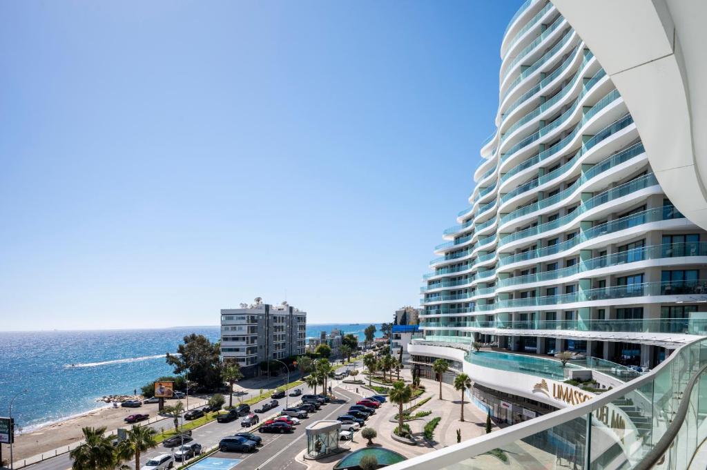 Photo of Del Mar Beachfront 'C' 2 Bedroom Residence in Limasol, Cyprus