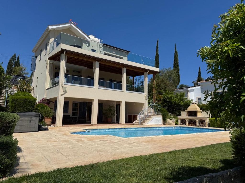 Photo of Beach Villa Elena in Polis Crysochous, Cyprus