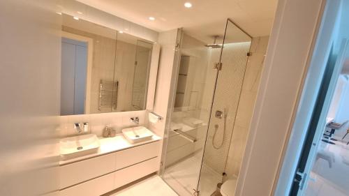 Photo #3 of Del Mar 2 Bedroom Deluxe Seaside 'A' Residence in Limasol, Cyprus