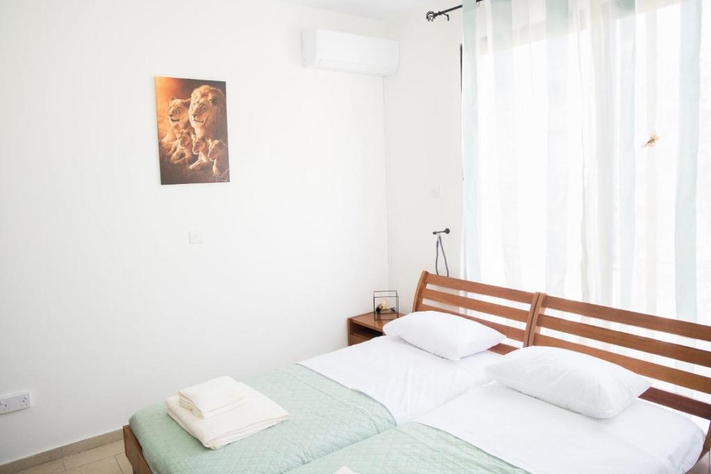 Photo of Ocean Breeze Townhouse near Venus Beach in Baf, Cyprus