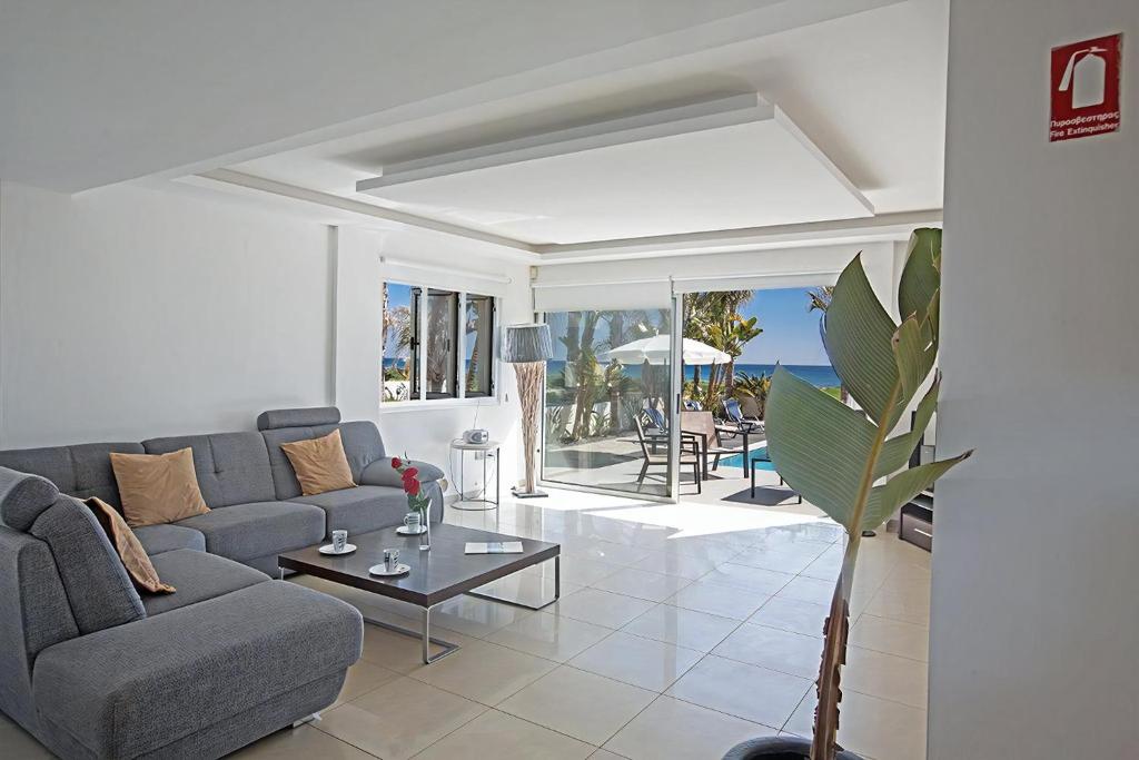 Photo of Villa Adaman - Stunning 3 Bedroom Seafront Villa With Pool - Close To The Beach in Agios Amvrosios Keryneias, Cyprus