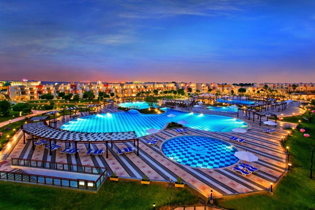 Photo of Sunrise Crystal Bay Resort -Grand Select in Hurgada Safaga Road, Egypt