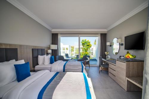 Photo #2 of Maritim Jolie Ville Resort & Casino in Sharm El Sheikh, Egypt