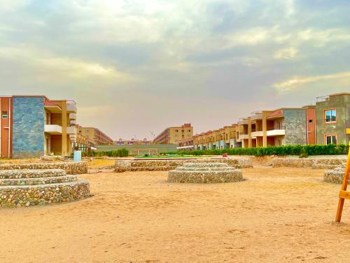 Photo #2 of Chalet in La Jolie Marina El Ain El Sokhna - Egyptian Families Only in Ain Sokhna, Egypt