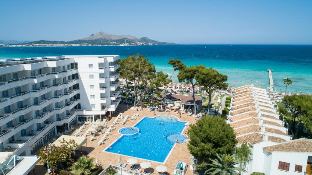 Photo of Grupotel Los Príncipes & Spa in Muro, Spain