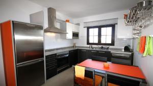 Photo #5 of Villa Celeste in Playa Blanca, Spain