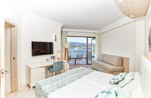 Photo #6 of Leonardo Royal Hotel Mallorca in Palmanova, Spain