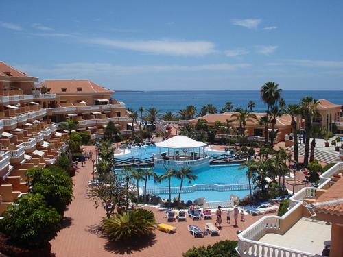 Photo #2 of Tenerife Royal Gardens - Las Vistas TRG - Viviendas Vacacionales in Playa de la Américas, Spain