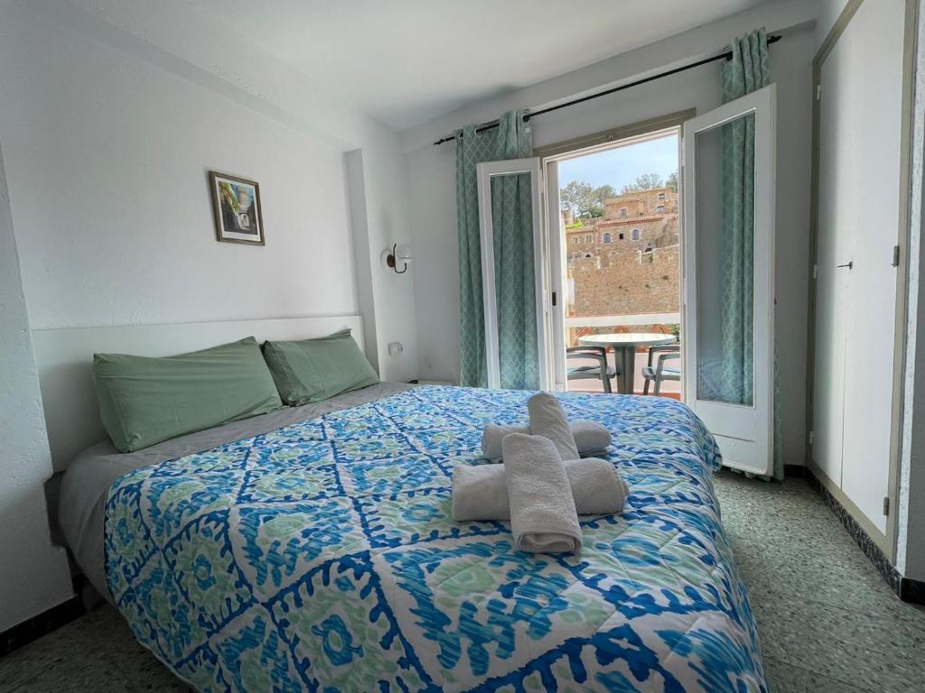 Photo of P&R hostals Maria Rosa in Tossa de Mar, Spain