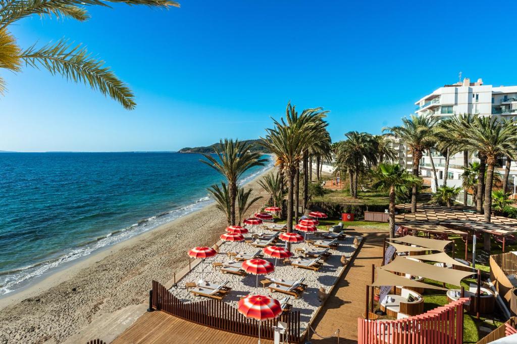 Photo of Hotel Vibra Algarb in Eivissa, Spain