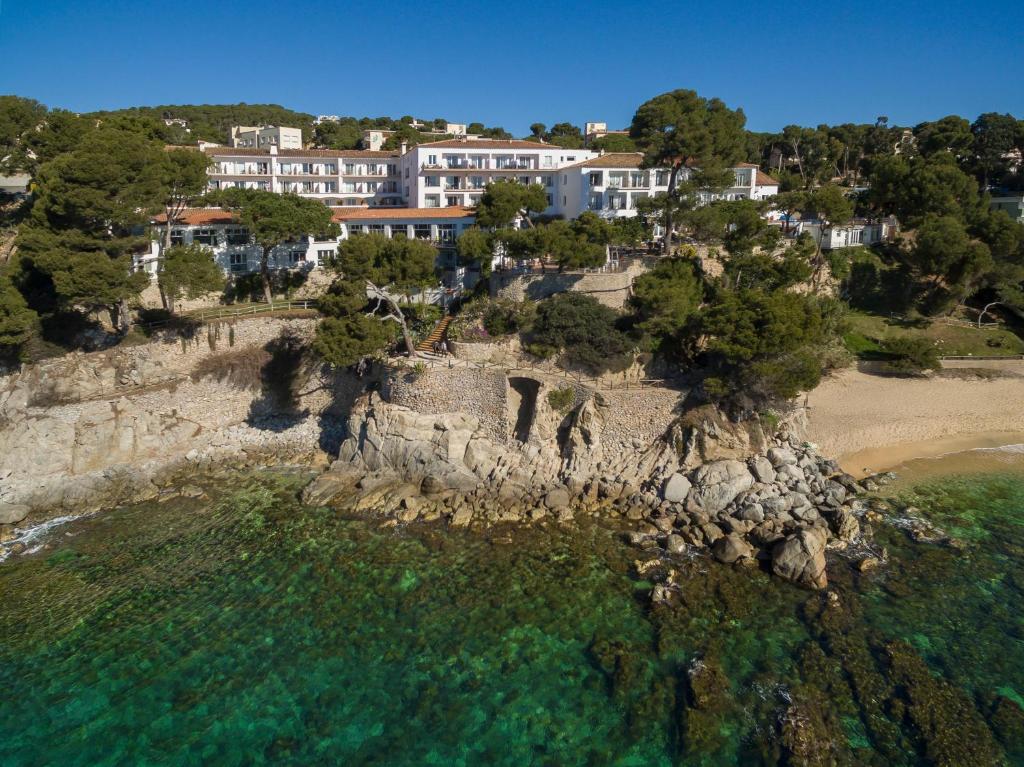 Photo of Park Hotel San Jorge & Spa by Escampa Hotels in Calonge, Spain
