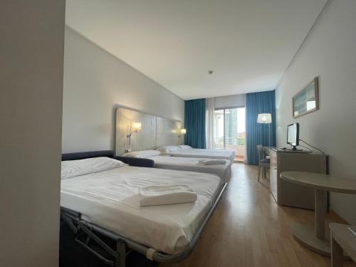 Photo #2 of AGH Canet in Canet de Berenguer, Spain
