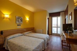 Photo #5 of Hotel Moon Dreams La Lanzada in Noalla, Spain