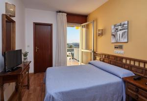 Photo #6 of Hotel Moon Dreams La Lanzada in Noalla, Spain