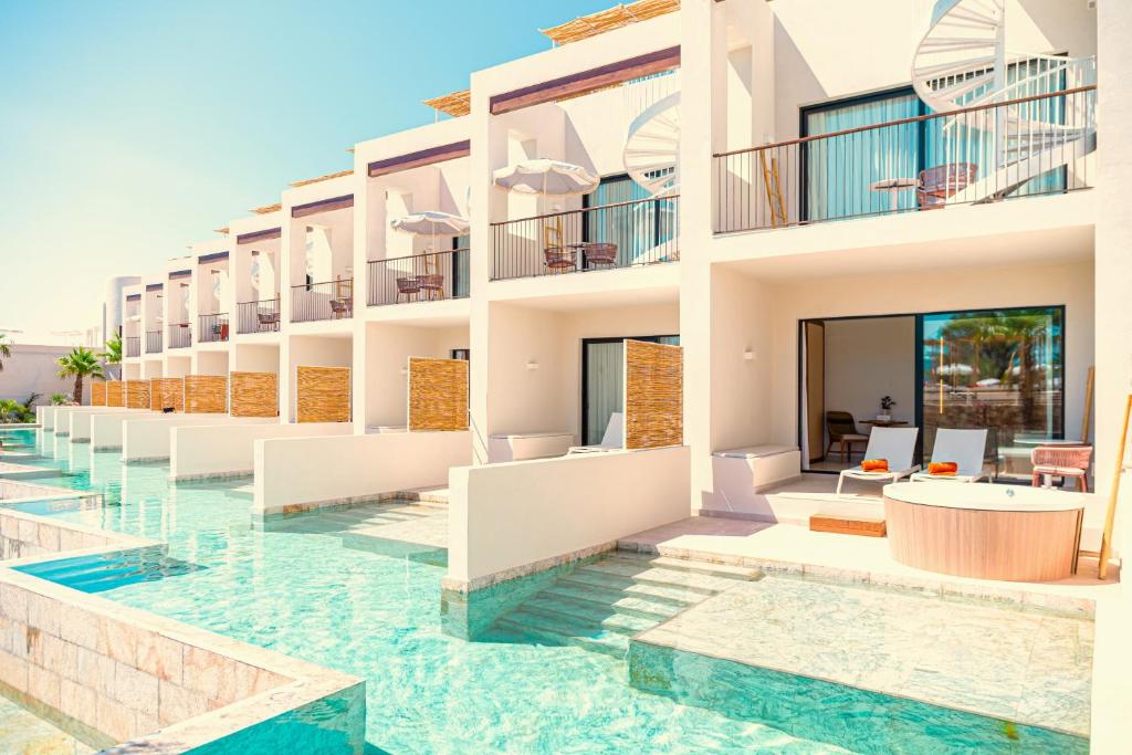 Photo #1 of The Signature Level at TRS Ibiza Hotel - All Inclusive Adults Only - Entrance to Clubs included in Sant Antoni de Portmany, Spain