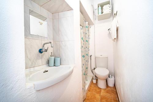 Photo #2 of Oasis Noalys in Gáldar, Spain