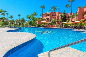 Photo #5 of VACATION MARBELLA I The Signature Penthouse, Sea View, Sauna, Private Heated Jacuzzi, Cutting-edge Amenities in Málaga, Spain