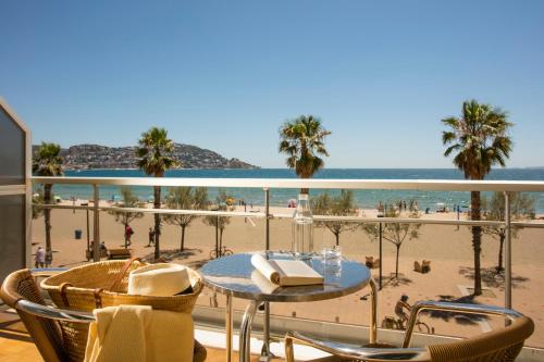 Photo #3 of Hotel Monterrey Roses by Pierre & Vacances in Roses, Spain