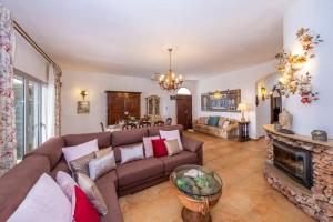 Photo #6 of Villa Luxury in Sant Lluís, Spain