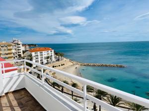 Photo #6 of Respiro Del Mar - Beachfront Superior Apartment in L Ametlla de Mar, Spain