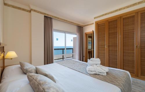 Photo #3 of MS Amaragua in Torremolinos, Spain