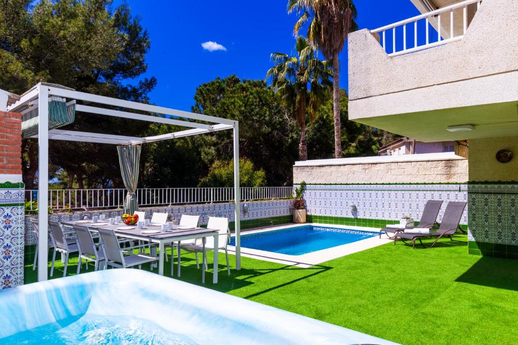 Photo of Mediterranea Planet Costa Dorada in Vila seca, Spain