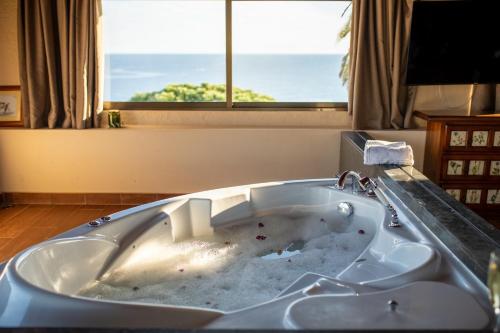 Photo #3 of Hotel Roger de Flor by Seleqtta in Lloret de Mar, Spain