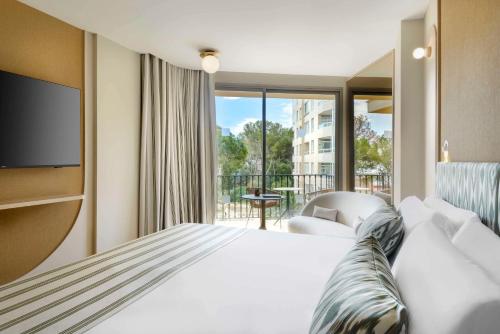 Photo #3 of Barceló Illetas Albatros - Adults Only in ses Illetes, Spain