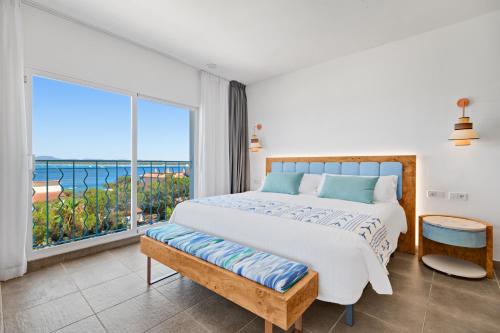 Photo #2 of Hotel Villa Chiquita - Adults Only - Over 12 in Colonia de Sant Jordi, Spain