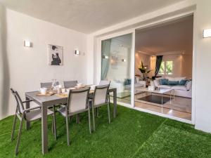 Photo #6 of VACATION MARBELLA I Jardines de Ventura del Mar, Walk to Puerto Banus Marina, A minute from the beach, Groundfloor, Family Friendly and Pool in Marbella, Spain