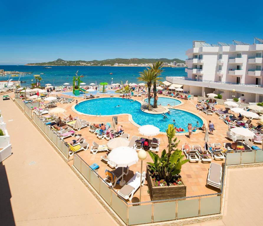 Photo of Playa Bella Apartments in Sant Josep de sa Talaia, Spain