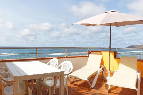 Photo #3 of Apartamentos Maype Canteras in Las Palmas de Gran Canaria, Spain