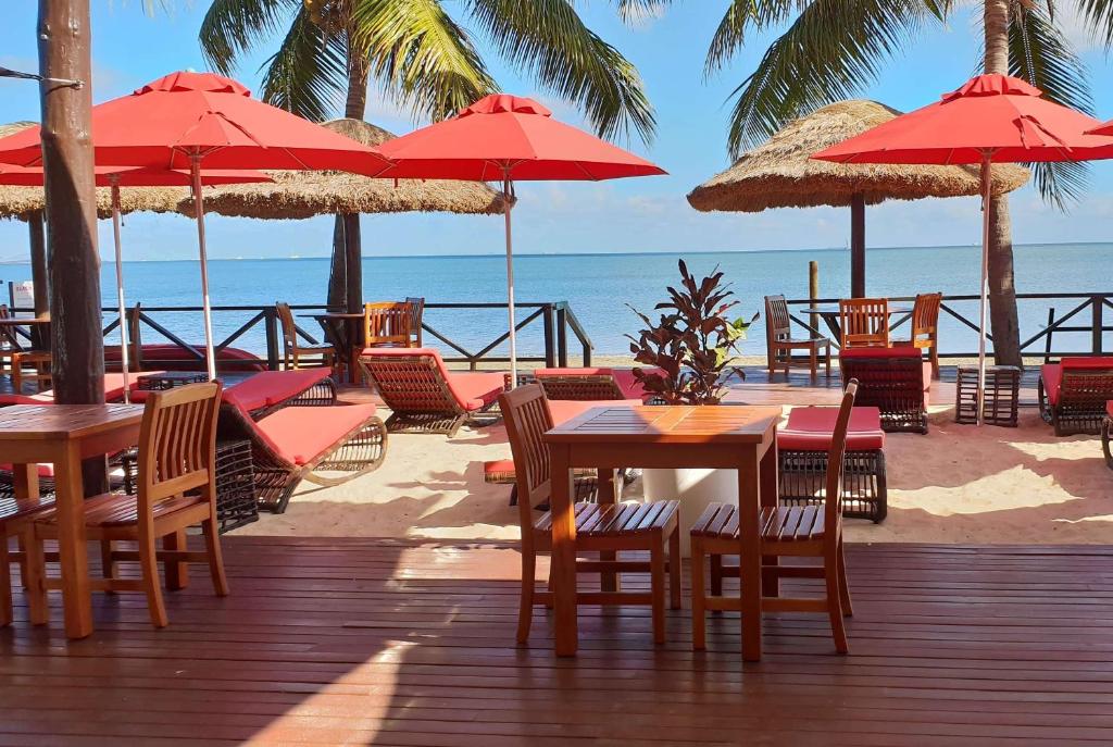 Photo of Ramada Suites by Wyndham Wailoaloa Beach Fiji in Nadi, Fiji