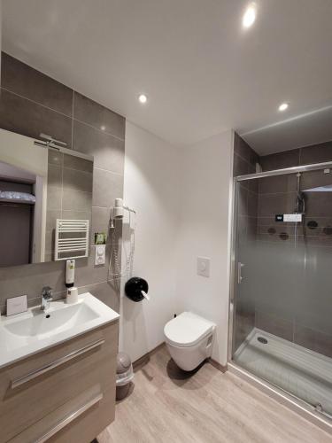 Photo #3 of Hotel Logis Au Moyne de Saire in Réville, France
