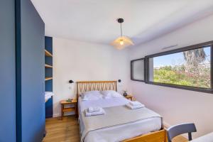 Photo #5 of SOUTH-OF-FRANCE T2 neuf haut de gamme, climatisé, parking gratuit, 2eme ligne balcon in Mauguio, France