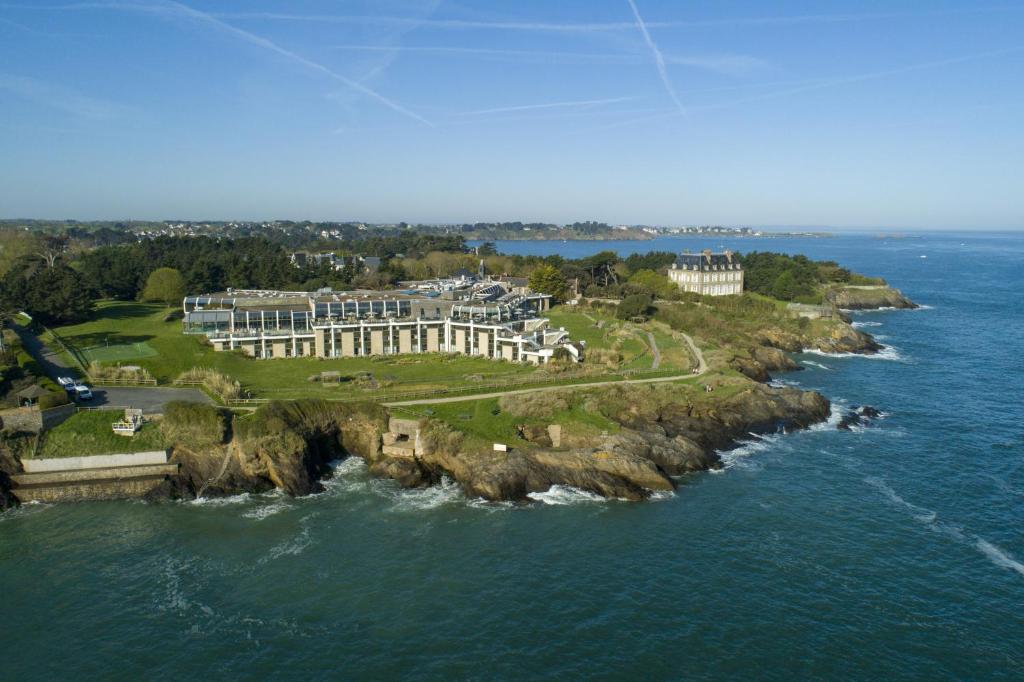 Photo of Emeria Dinard Thalasso Spa in Dinard, France