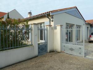 Photo #5 of Guzzo in Châtelaillon Plage, France