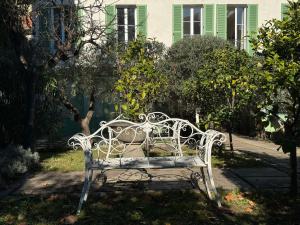 Photo #6 of Old town-Exceptional Apartment-in absolute calm in Antibes, France