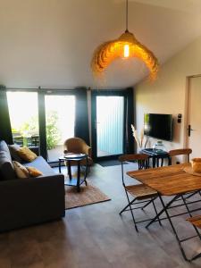 Photo #5 of Appartement Bel Air - Piscine - jacuzzi in Criel sur Mer, France