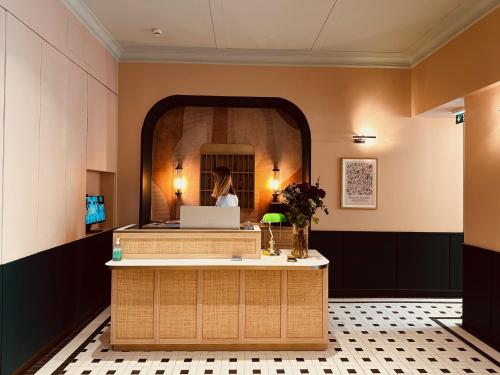 Photo #3 of Hôtel De Londres in Menton, France
